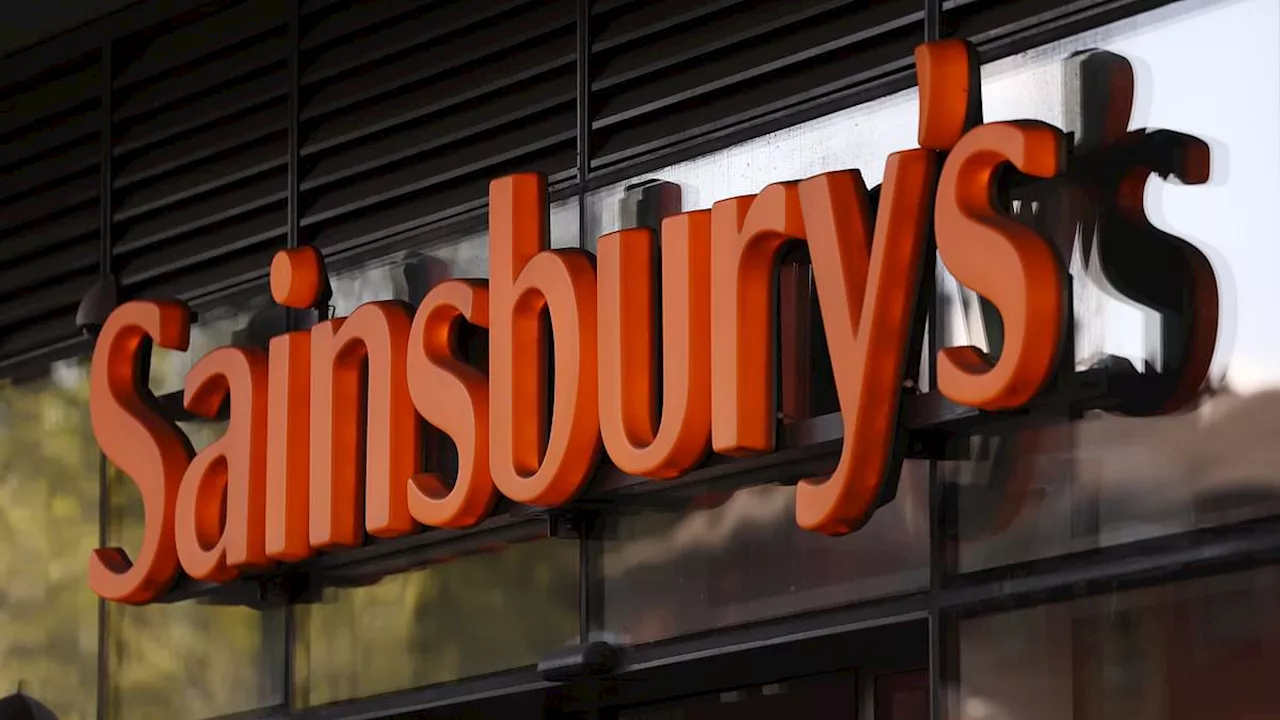 Sainsbury's offers shoppers £20 compensation vouchers after hundreds were left without online...