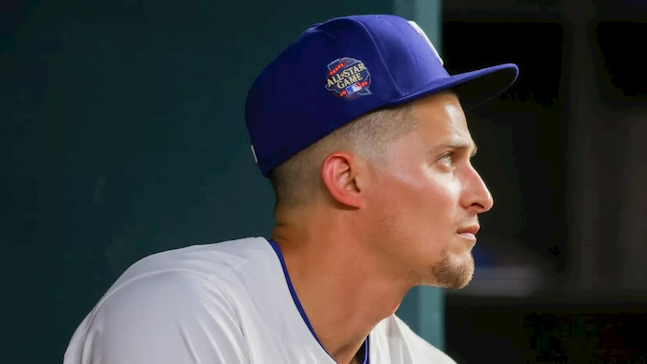 Corey Seager suffers bruised shin after being hit by Mariners pitch