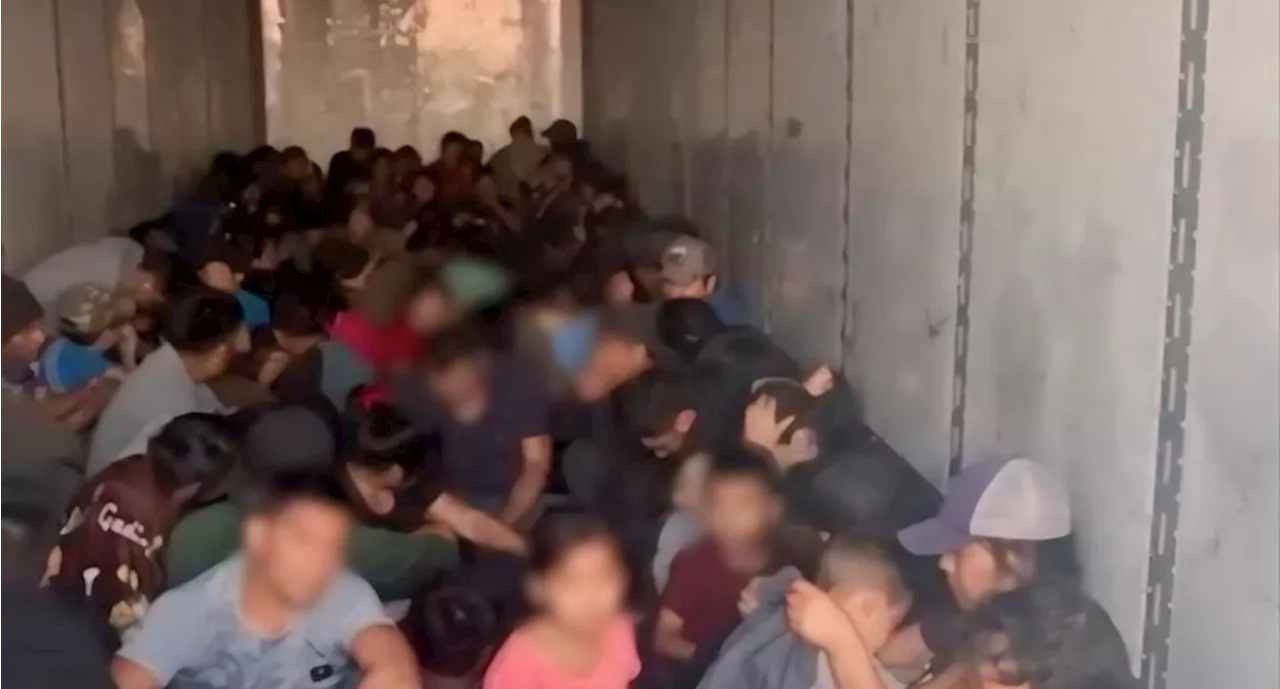 Hallan a 131 migrantes en contenedor de tractocamión en Chihuahua