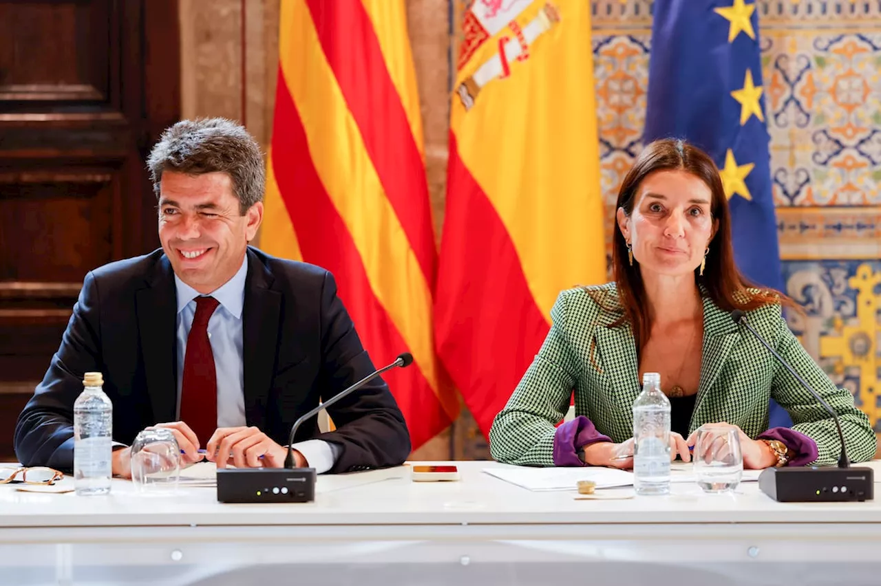 La Generalitat valenciana pacta con los sindicatos negociar las 35 horas para los funcionarios