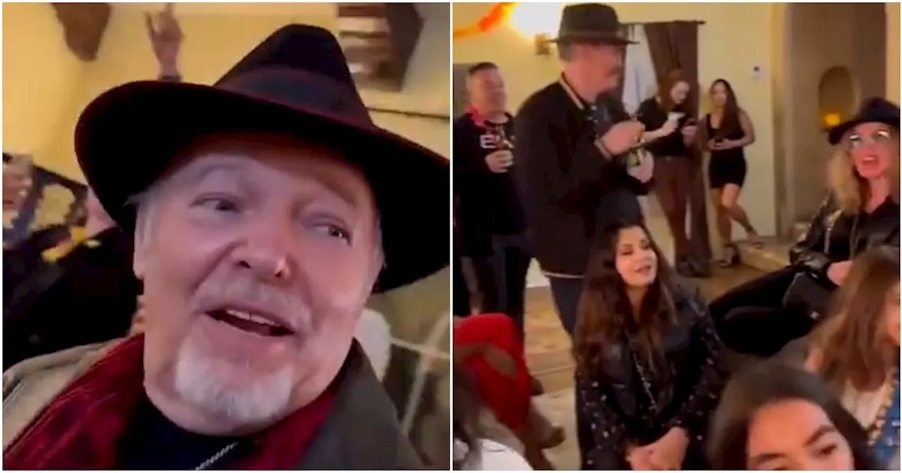 25 aprile, Vasco Rossi pubblica un video mentre canta Bella Ciao: “Auguri a tutti in questa bella…