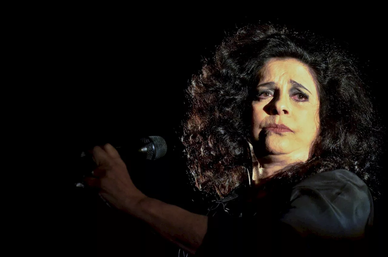 Gravações raras de Gal Costa, feitas em 1978, são publicadas no YouTube; ouça