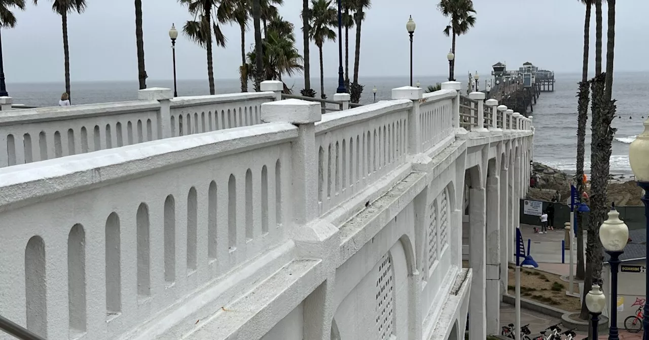 Fire breaks out on Oceanside Pier