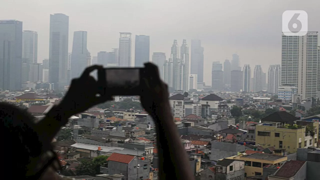 Kualitas Udara Jakarta Kamis Pagi, Tidak Sehat bagi Kelompok Sensitif