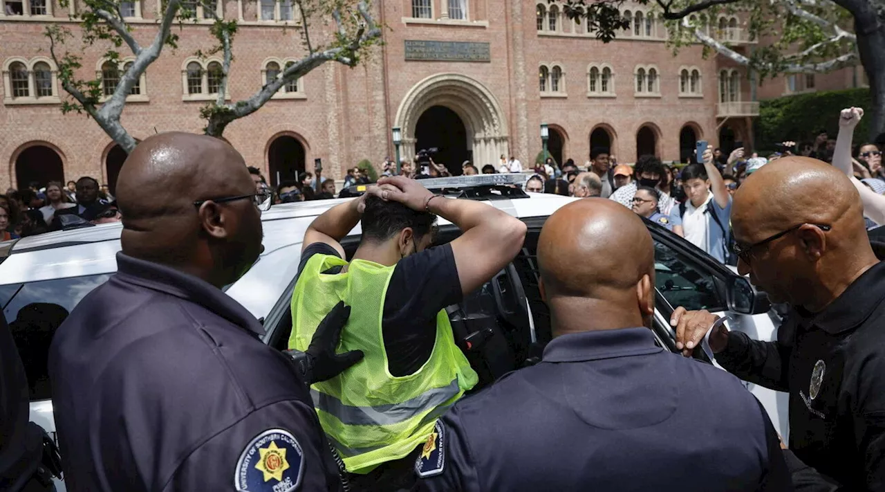 Los Angeles, proteste pro Gaza in campus: 93 arresti | Scontri anche all'Università del Texas ad Austin