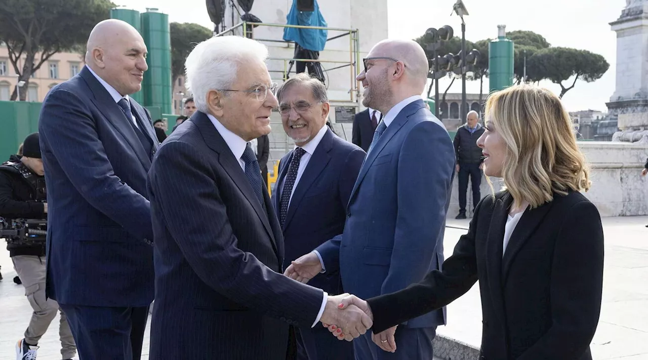 Mattarella: 'Antifascismo, doverosa l'unità popolare' | Meloni: fine fascismo pose basi per la democrazia