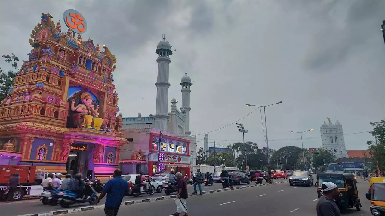 मंदिर के बगल में मस्जिद और चंद कदमों की दूरी पर चर्च, एक तस्वीर, जो बताती है पूरे केरल की कहानी