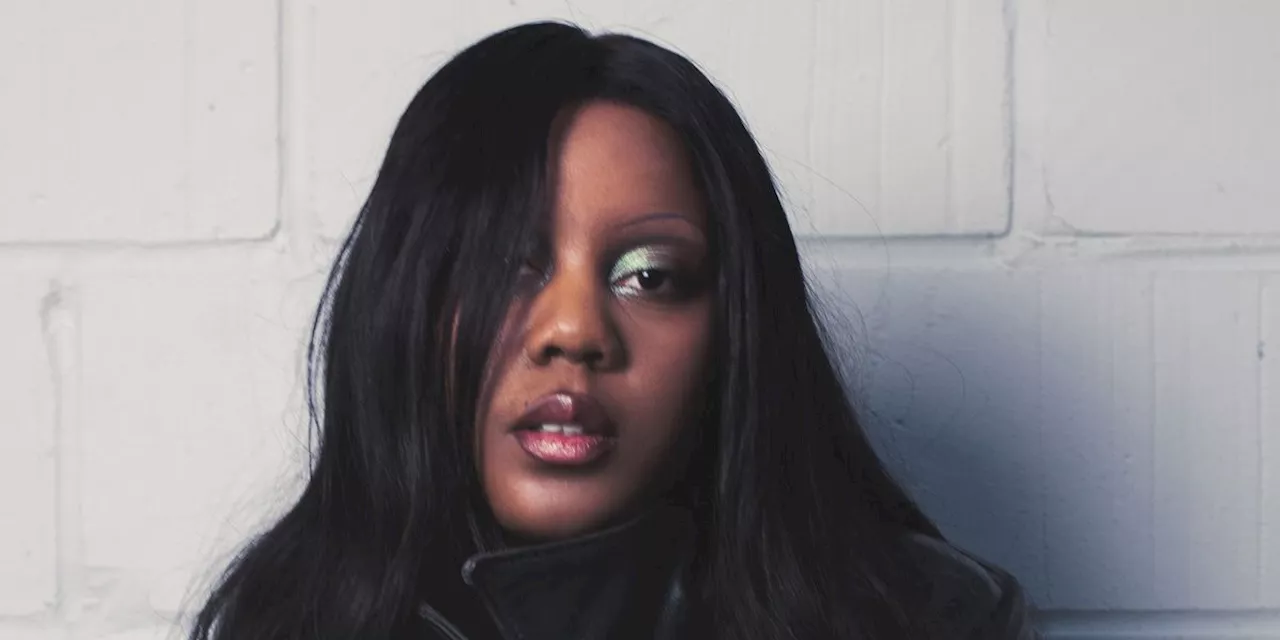 DJ Lyzza Talks 'Too Slow'