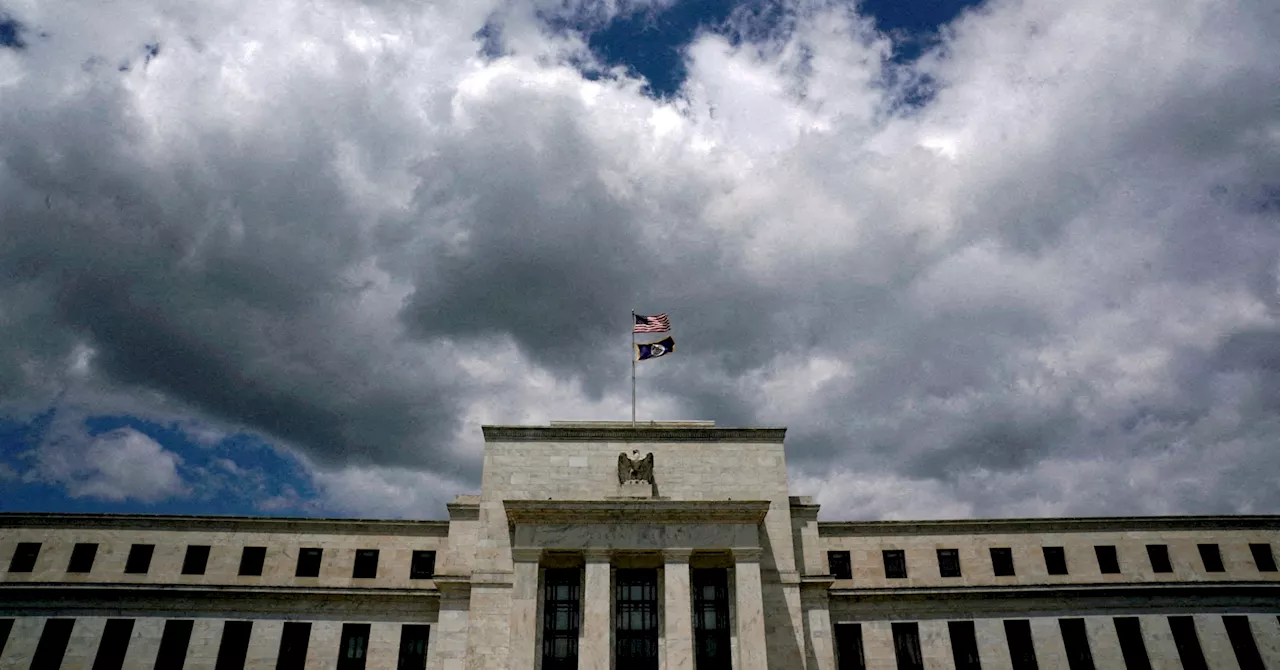 Weak GDP, strong prices, highlight Fed dilemma