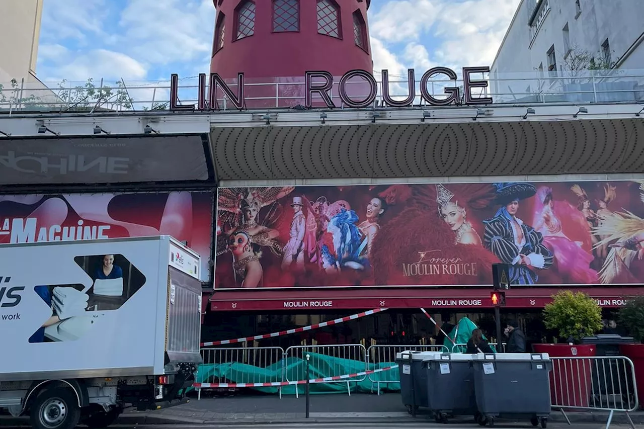 Paris : les ailes du célèbre cabaret le Moulin Rouge se sont effondrées