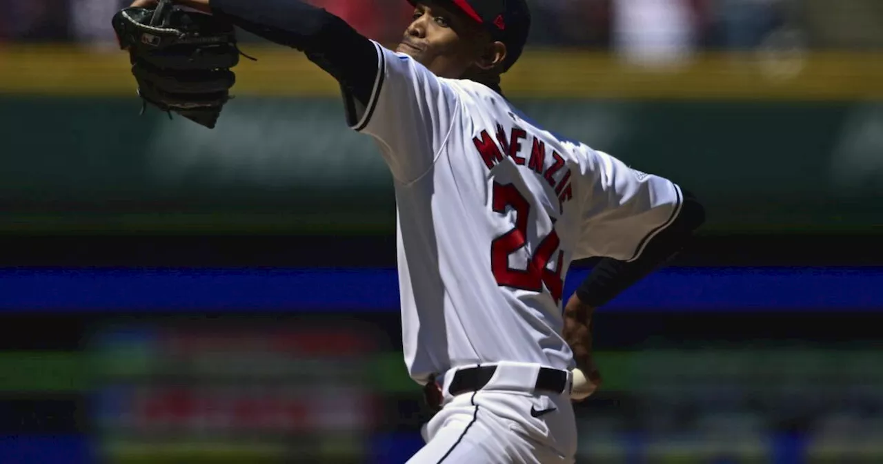 Ramírez batea grand slam y Guardianes, líderes de la Americana, vencen 6-4 a Medias Rojas