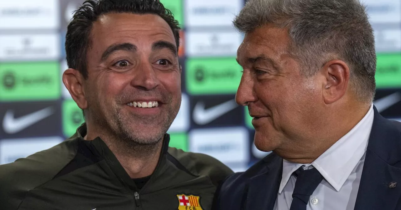 Xavi dice que mejora en el juego del Barcelona le convenció a seguir como técnico