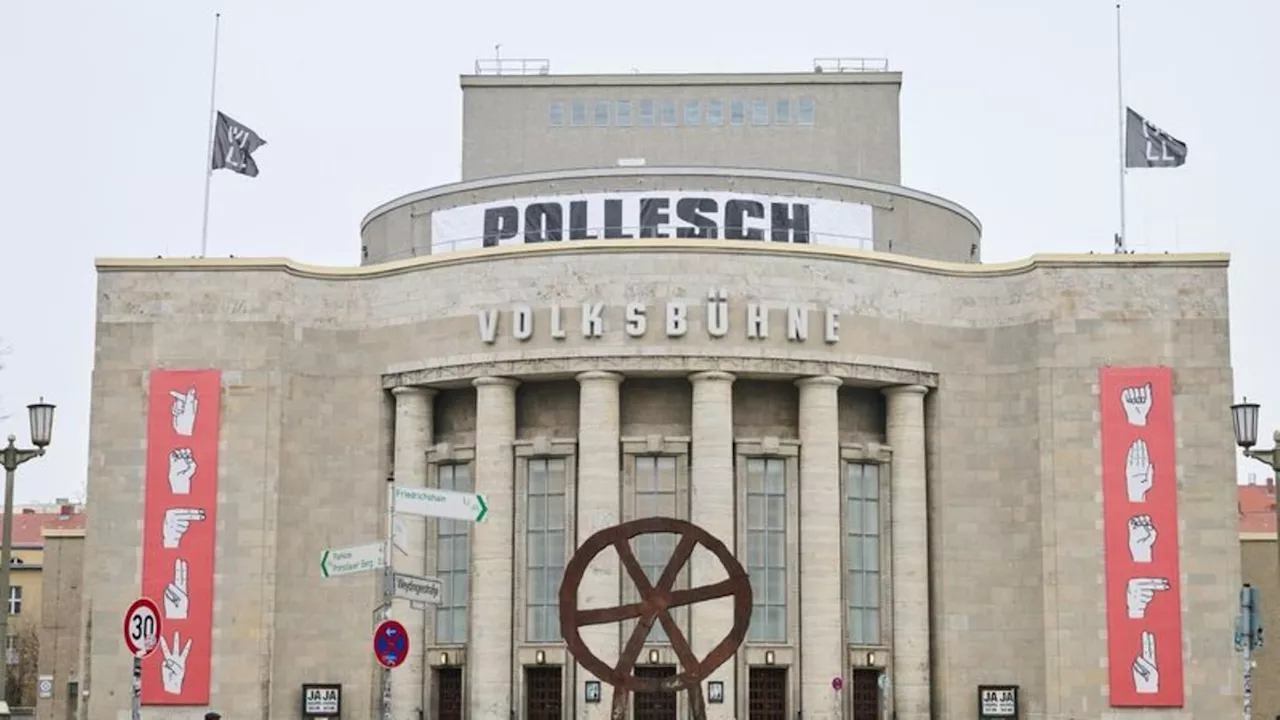 Theater: Volksbühne verabschiedet verstorbenen Intendanten Pollesch