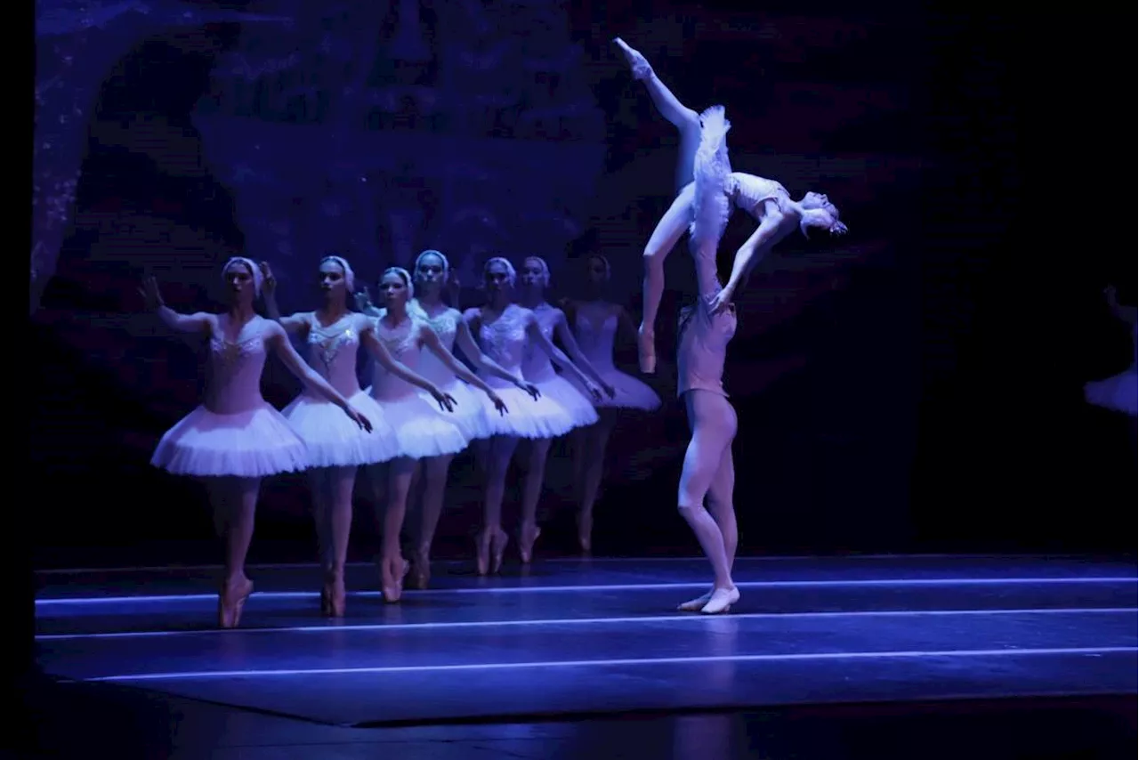 El Lago de los Cisnes engalana desde Rusia al Teatro de la Ciudad de Saltillo