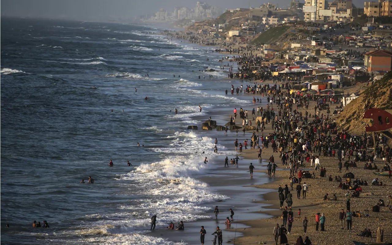 Mortar attack on Gaza coast spotlights risk to U.S. pier mission