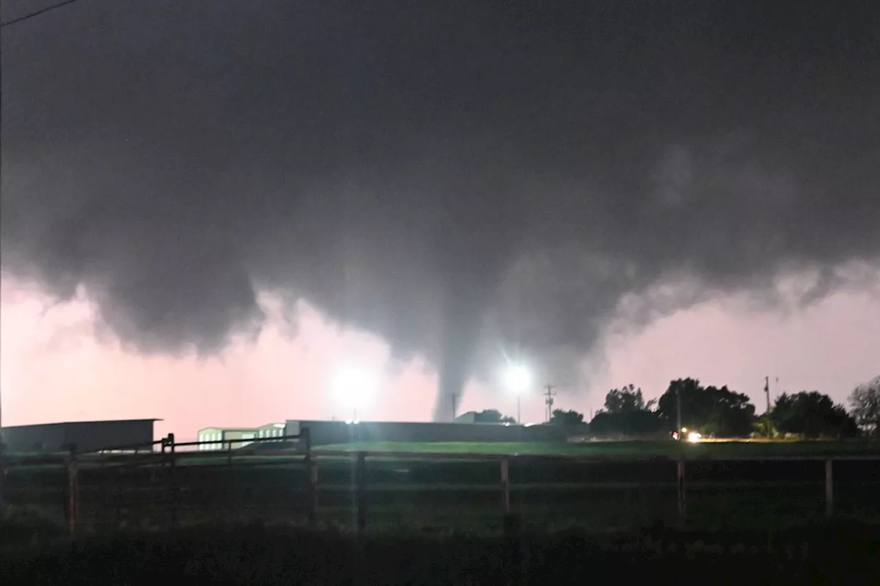 Serious, multi-day severe weather outbreak poised to begin late Thursday