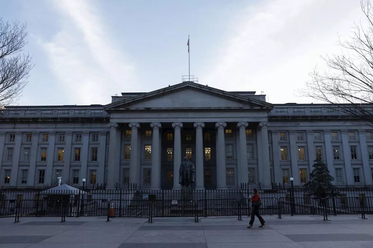 High Yields Lure Buyers as US Sells $180 Billion of Treasuries