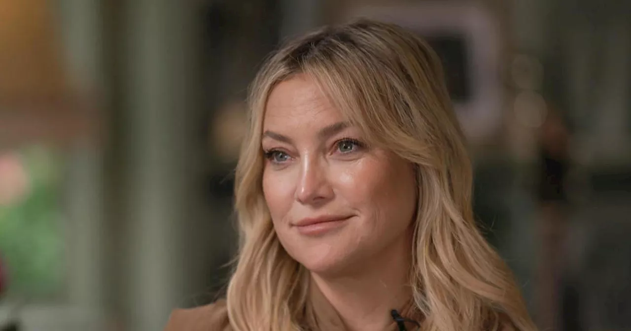 Kate Hudson says her relationship with her father, Bill Hudson, is 'warming up'