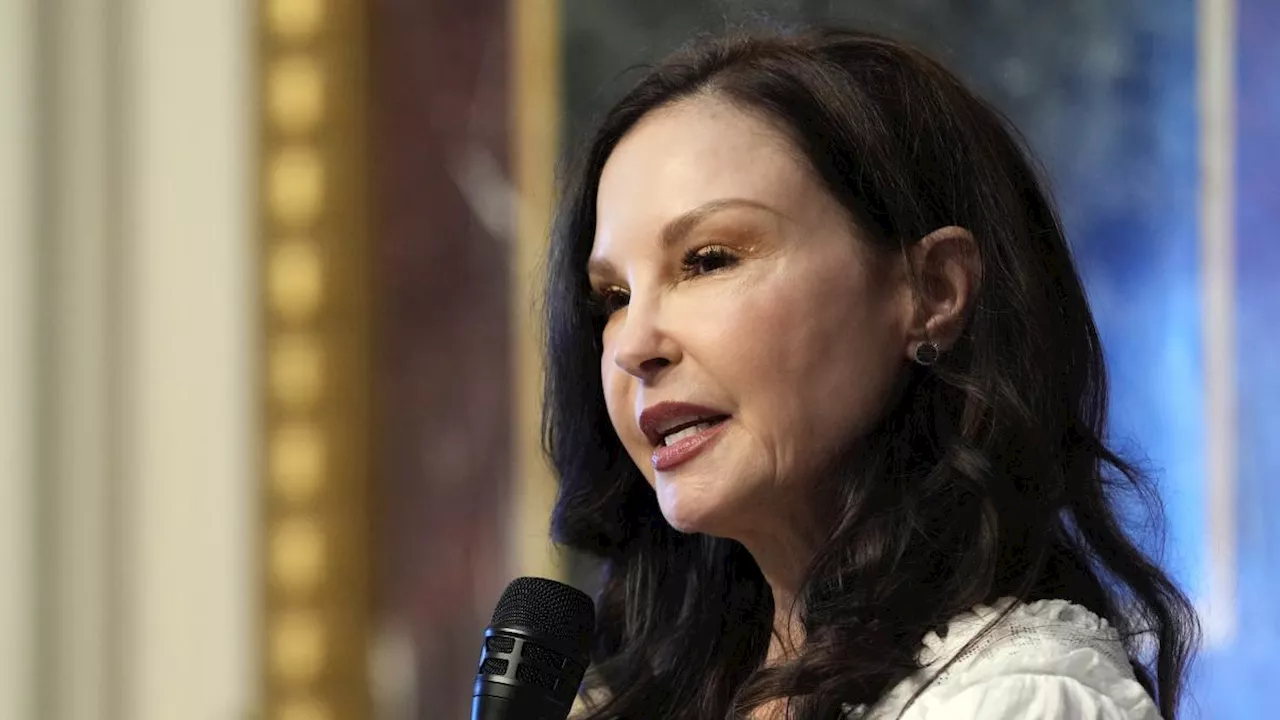 Ashley Judd e la rivolta dopo lo stop al processo Weinstein: «Noi sappiamo cosa ha fatto»