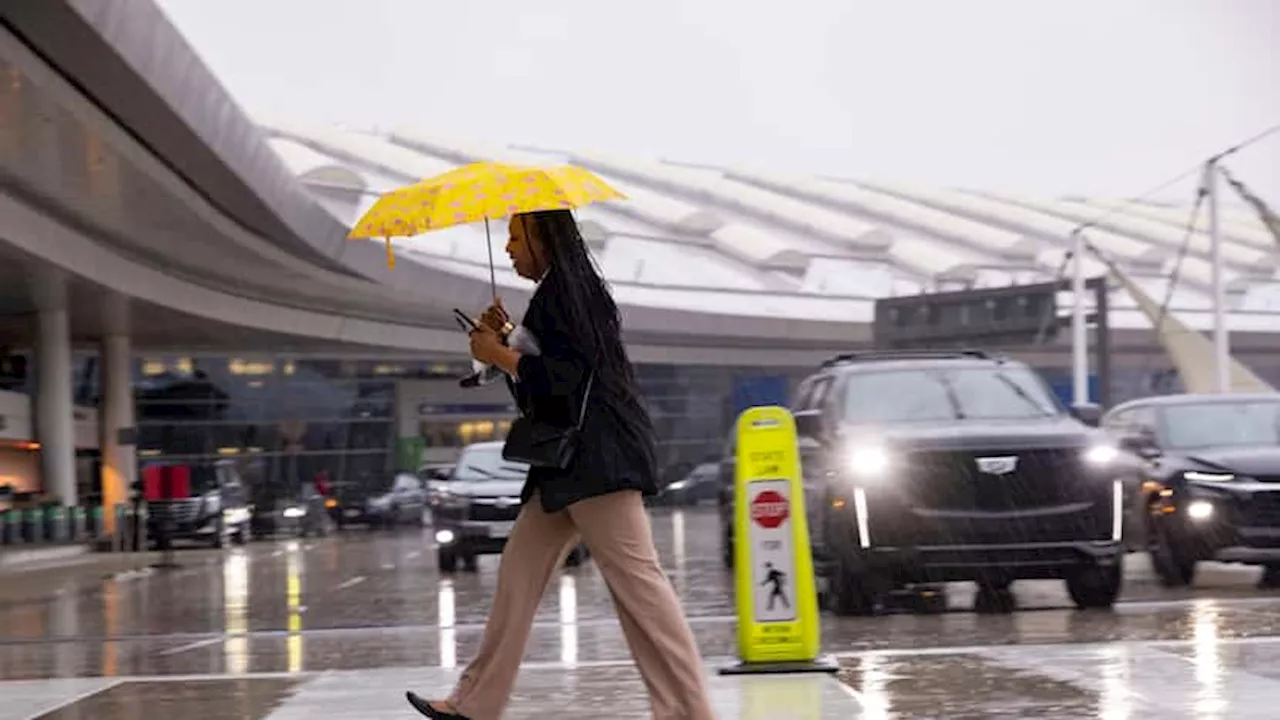 Tornado watch piles up delays at Love Field, DFW Airport