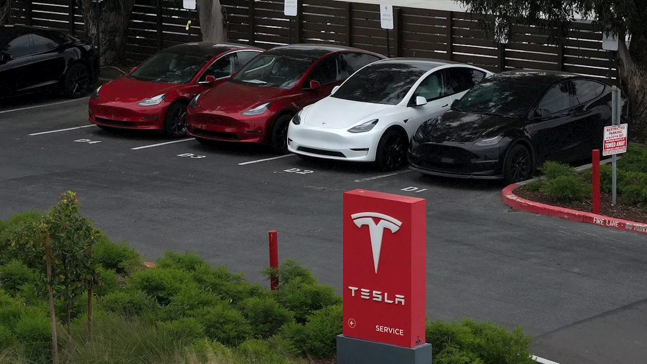 Feds Probe Tesla's Recall of 2 Million EVs Over Autopilot