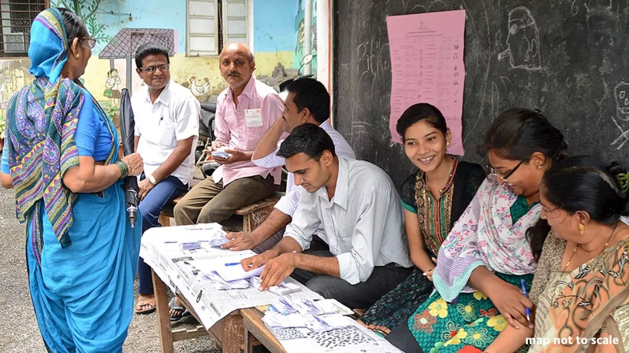 Lok Sabha Election 2024 2nd Phase Live: बंगाल में कड़ी सुरक्षा के बीच मतदान, तीन सीटों पर वोटिंग के लिए बढ़ाई गईं केंद्रीय बलों की कंपनियां