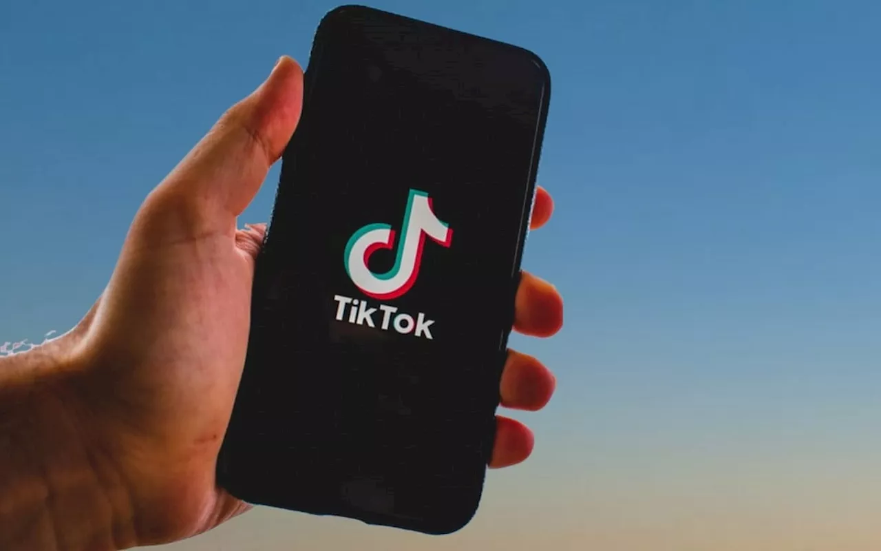 Empresa matriz do TikTok descarta vender rede social apesar de ameaças nos EUA