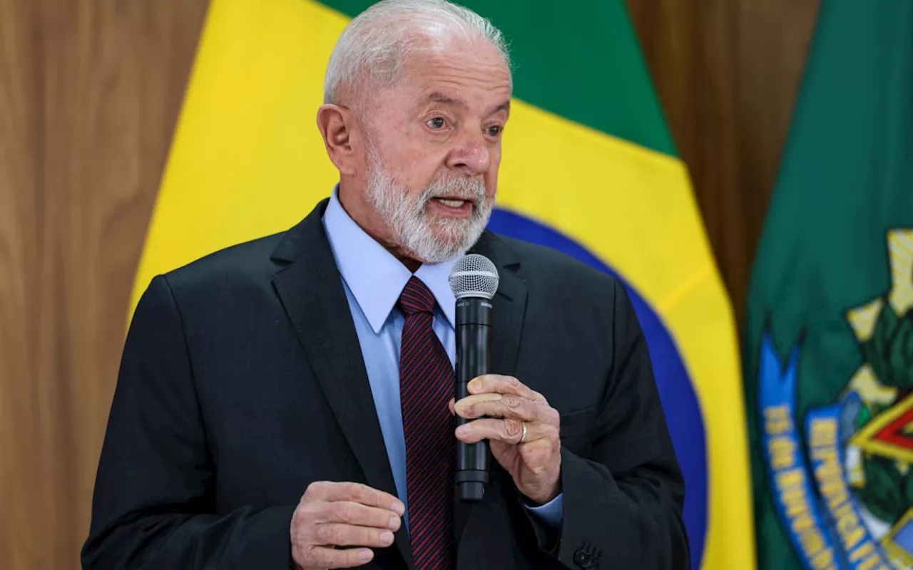 Lula diz que fará um balanço das políticas do governo e entregará a todos os parlamentares