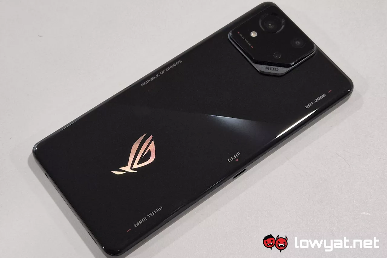ASUS ROG Phone 8 Review: Maybe Mainstream Is Better After All
