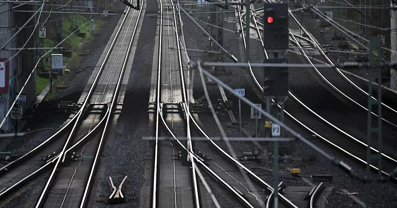 Kabeldiebe legen Zugverkehr in NRW stundenlang lahm - zwei Täter festgenommen