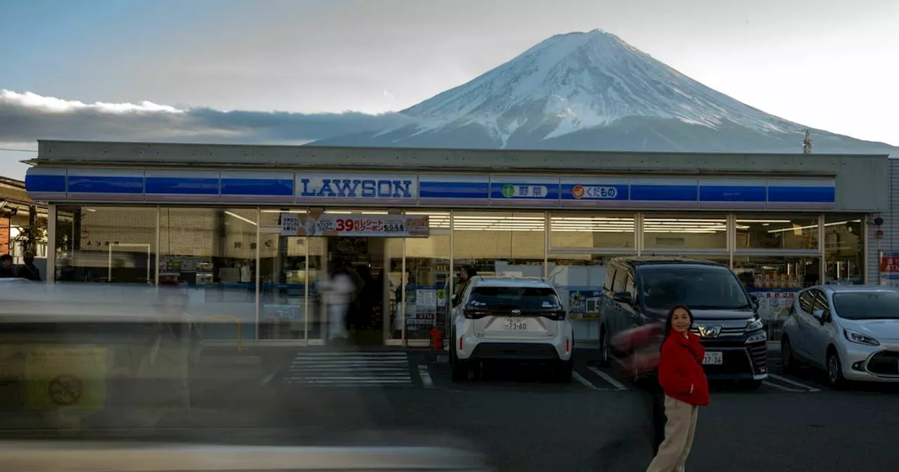 Berg Fuji: Aussichtspunkt wird wegen zu vieler Touristen abgeschirmt