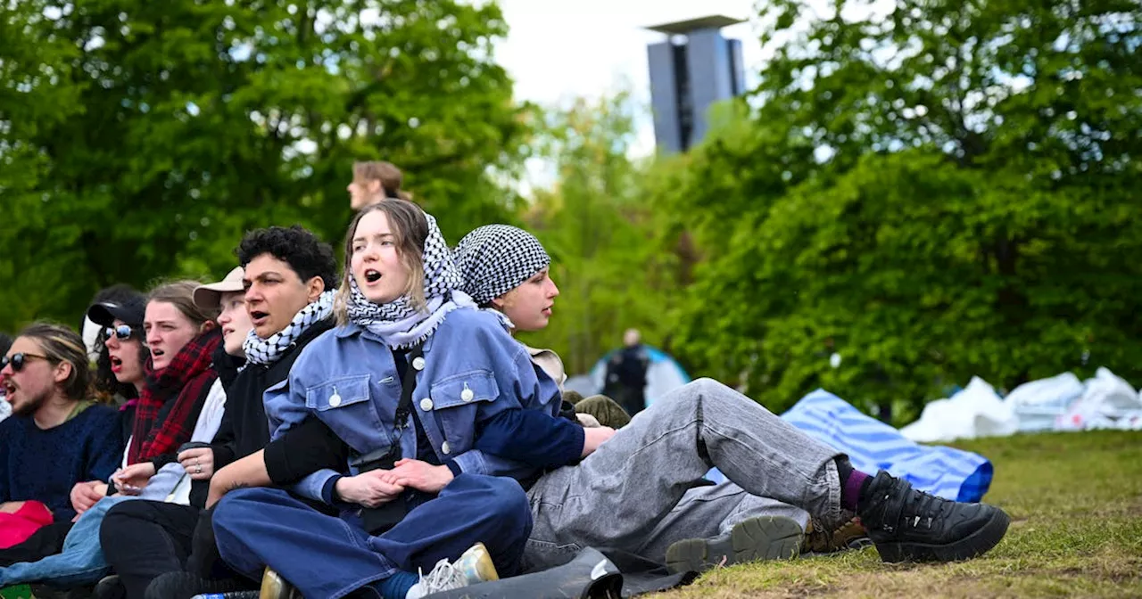 Berlin police clear pro-Palestinian camp from parliament lawn