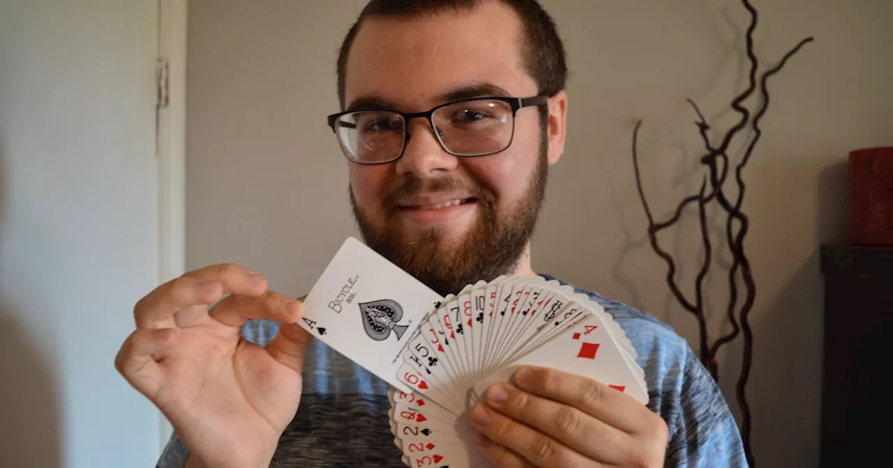 P.E.I. magician trying to make full-time go it at 19