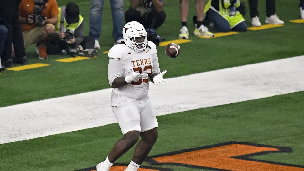 Texas Longhorns DT T'Vondre Sweat Selected No. 38 Overall in NFL Draft