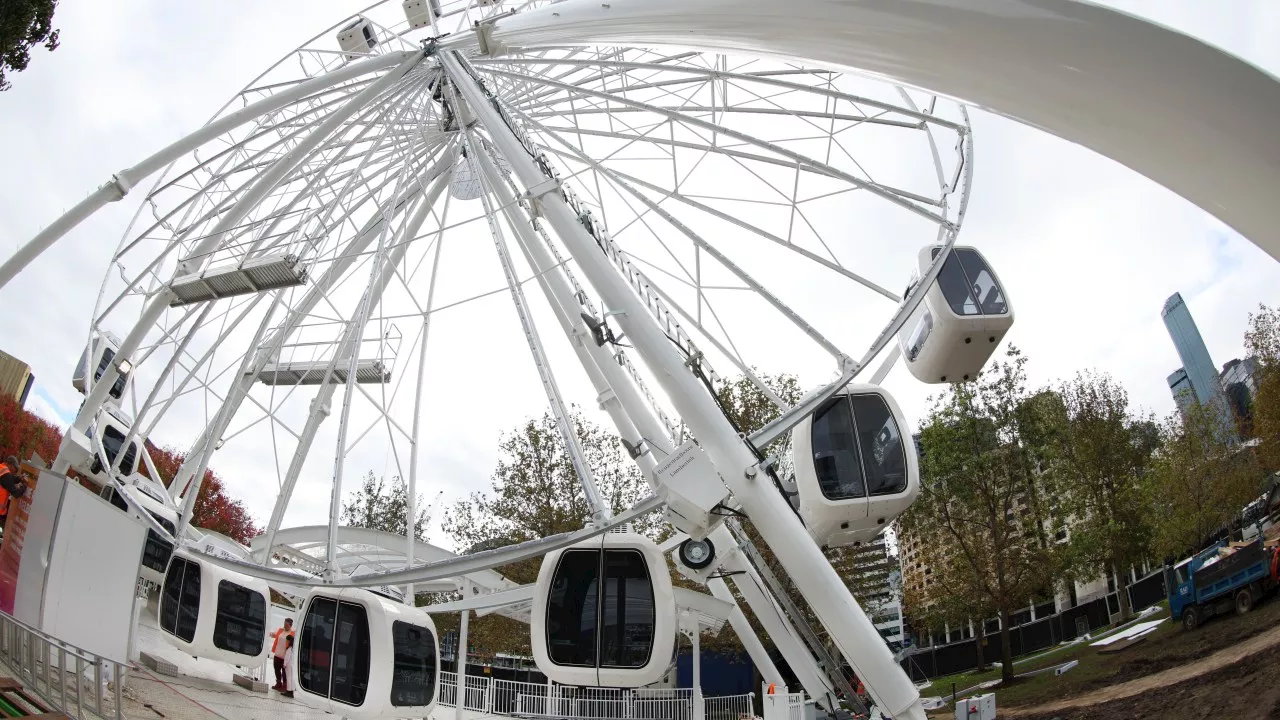 New $5 million ferris wheel set to open in heart of Melbourne