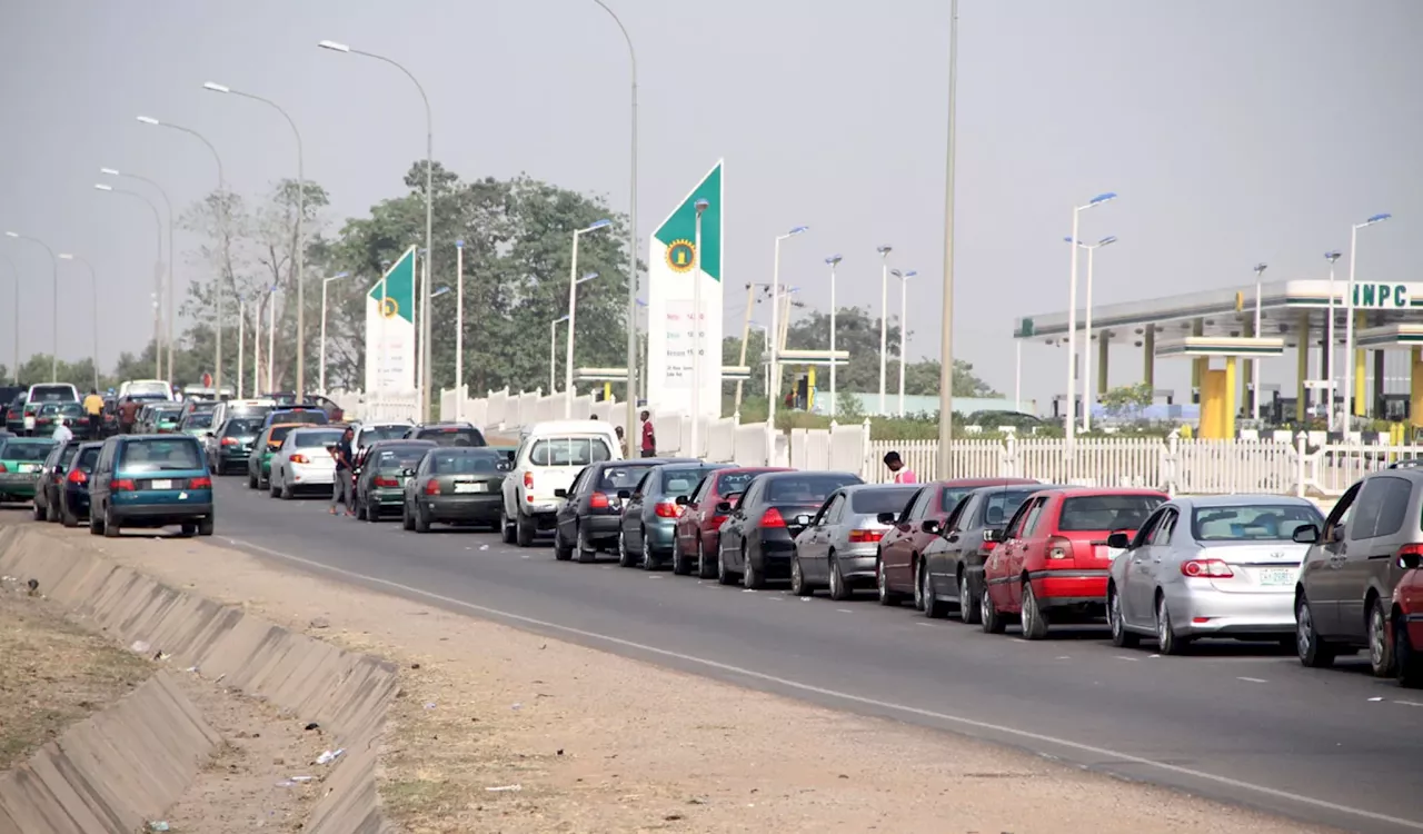 NNPC, IPMAN cite logistic challenge as petrol queues persist