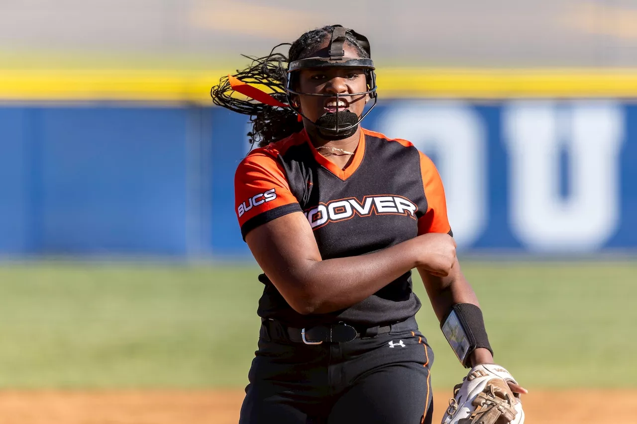 Friday AHSAA area softball tourney roundup: Hoover wins to title game