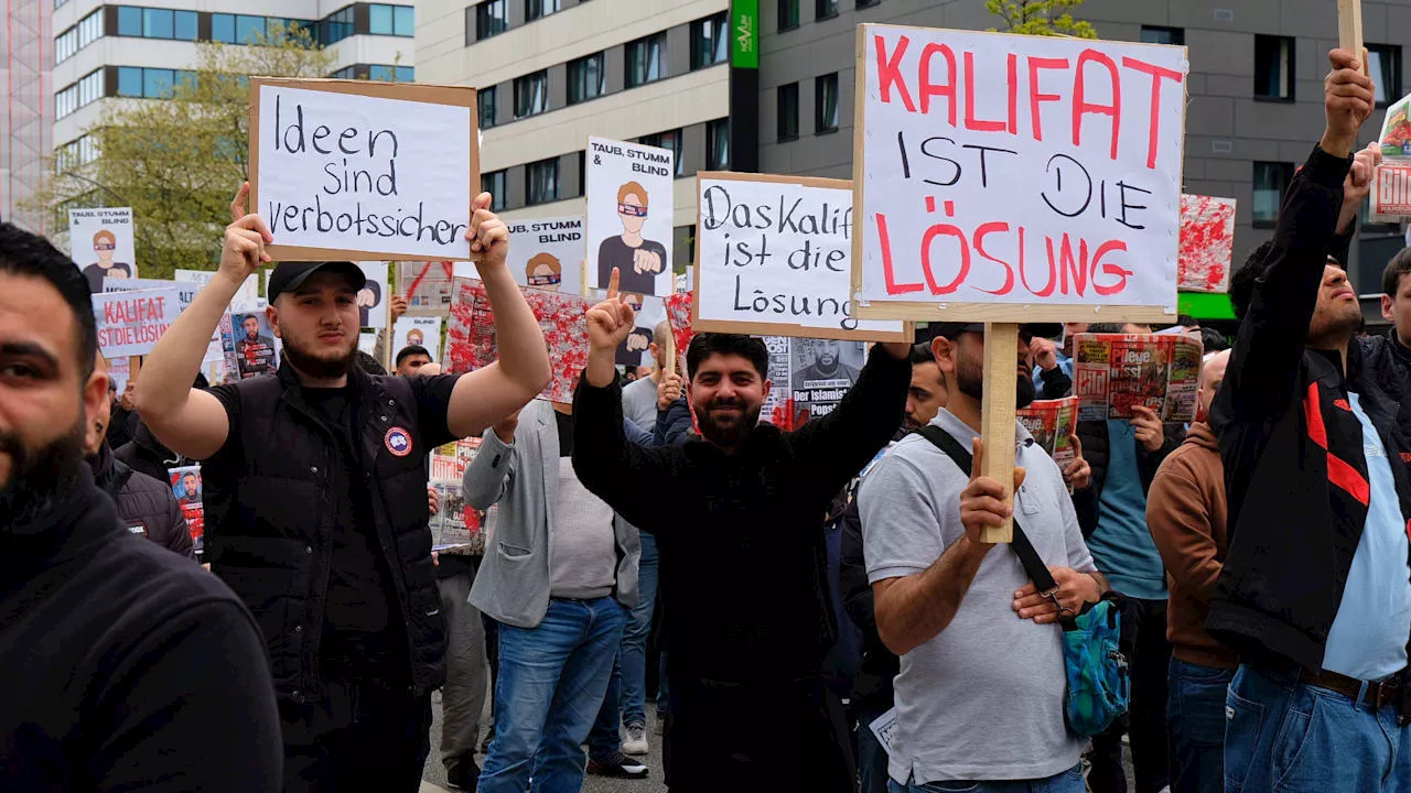 Für Kalifat und gegen Pressefreiheit: Islamisten-Demo in Hamburg