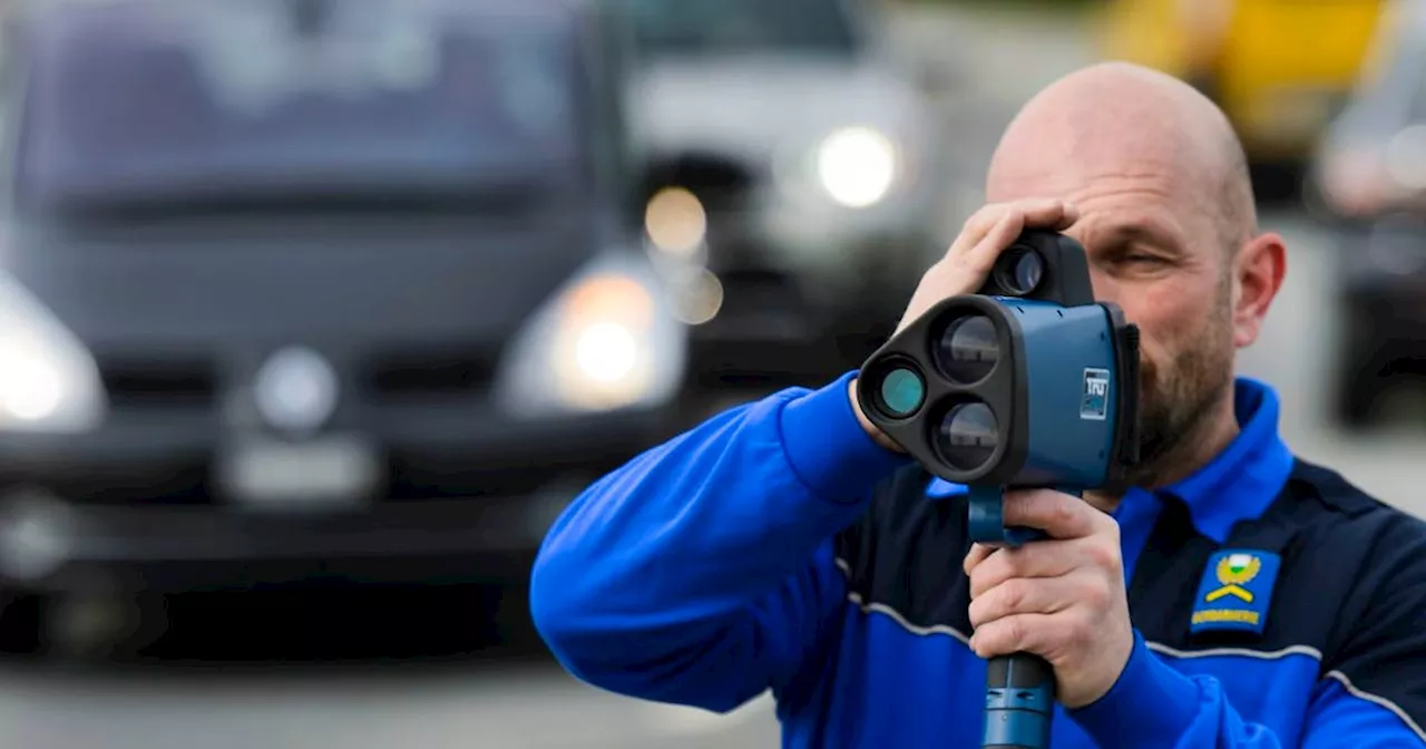 Automobilist bei Oberlunkhofen AG mit Tempo 153 geblitzt