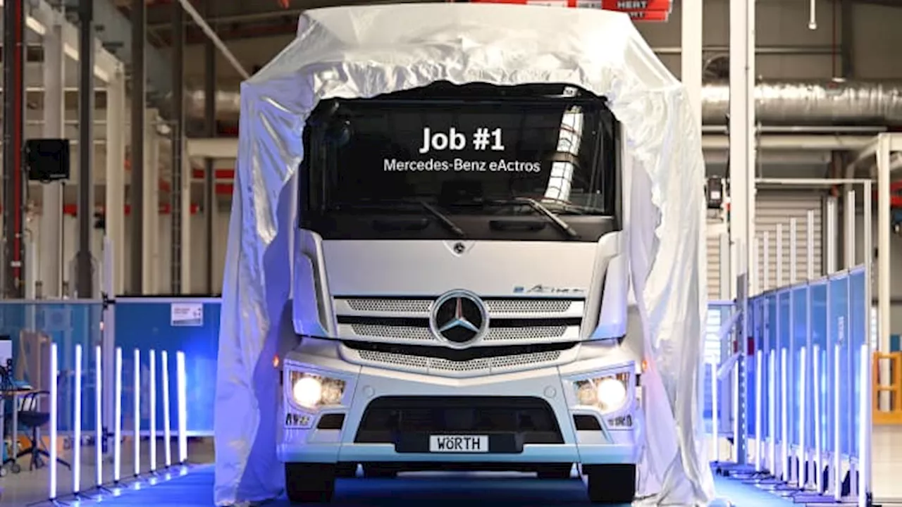 Daimler Truck reaches deal with United Auto Workers, averts U.S. strike