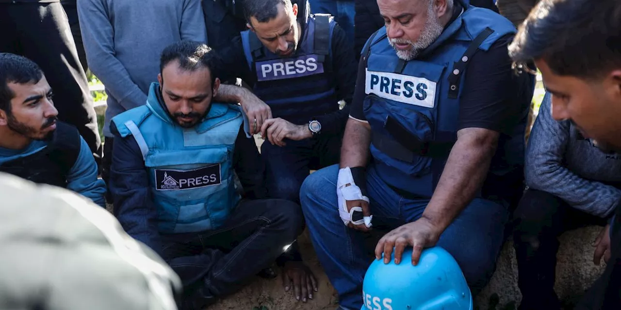 Disgust Greets White House Correspondents' Dinner as Israel Kills Journalists in Gaza