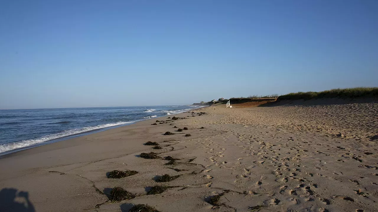 Billionaire forced to demolish Nantucket beach home | United States ...