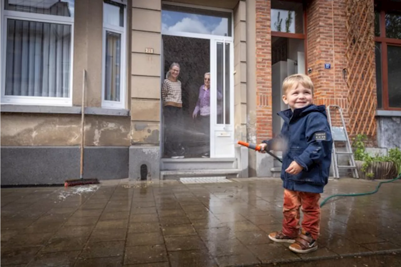 Antwerpse straten blinken weer: buren poetsen samen de lente tegemoet