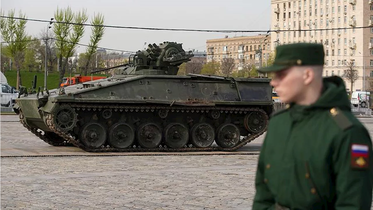 СМИ назвали выставку трофейной техники НАТО в Москве сигналом России Западу