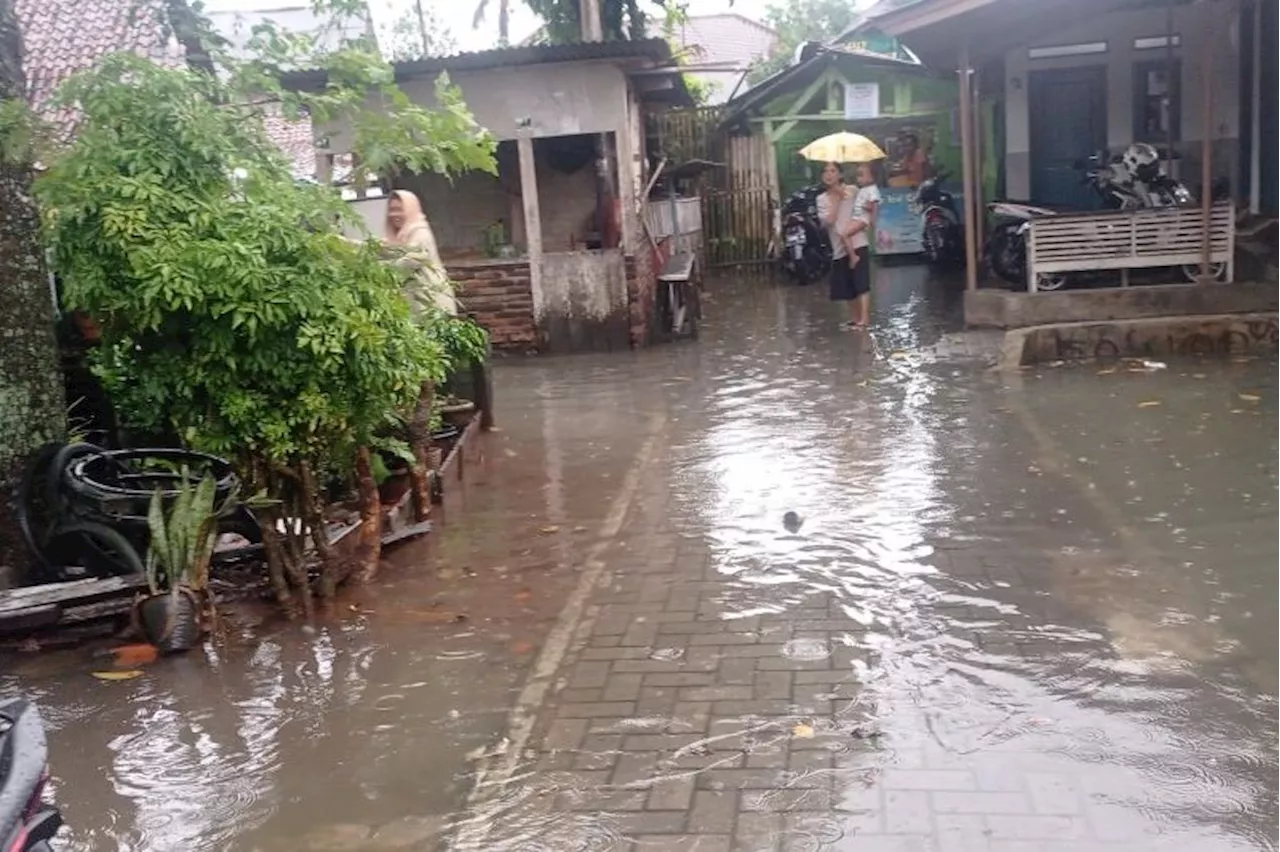 Lebak Diterjang Hujan Lebat, Ratusan Rumah Terendam Banjir