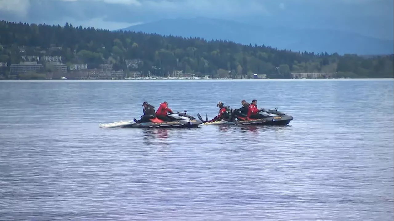 Scuba diver in critical condition after being rescued from Lake Washington