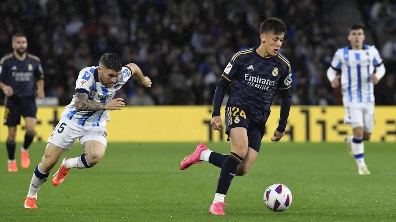 Con gol de Arda Güler, Real Madrid vence a la Real Sociedad y acaricia el título