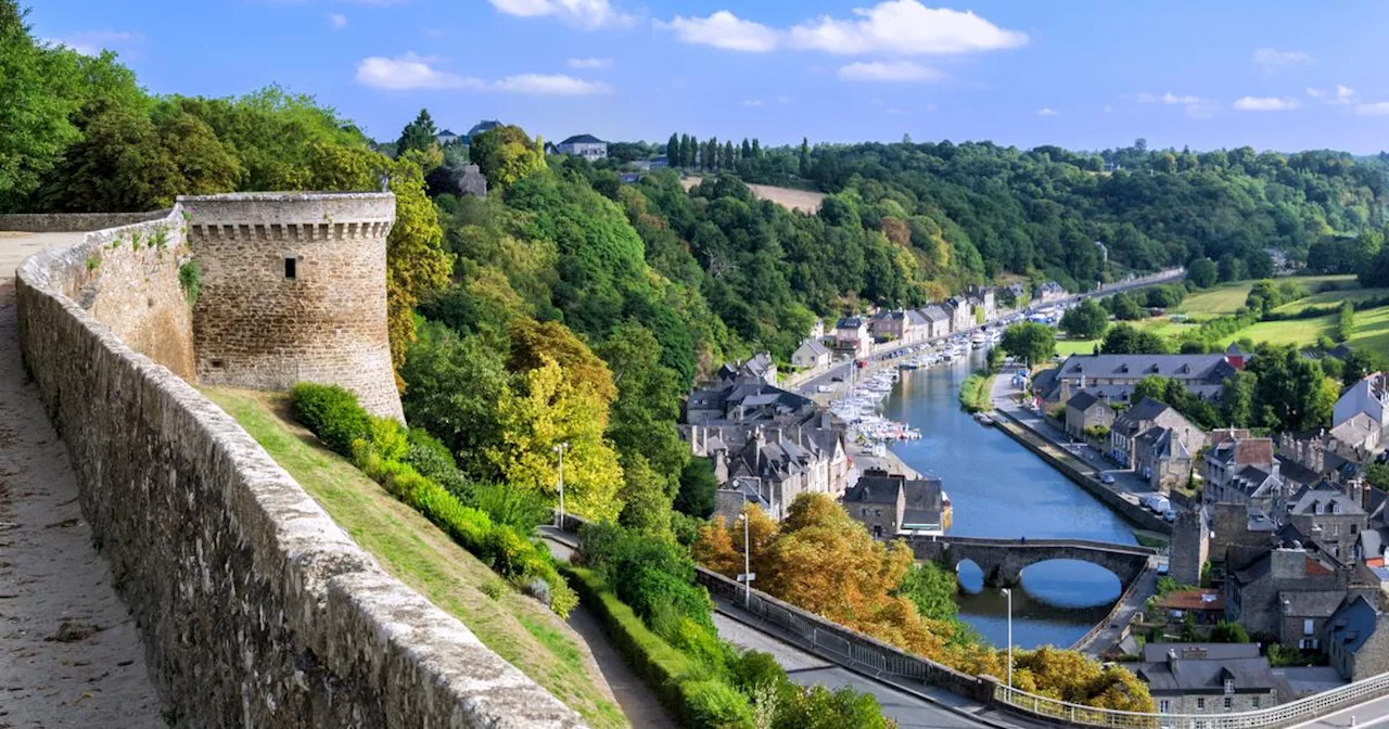 Les petites villes françaises les plus recherchées par les voyageurs cette année sont...