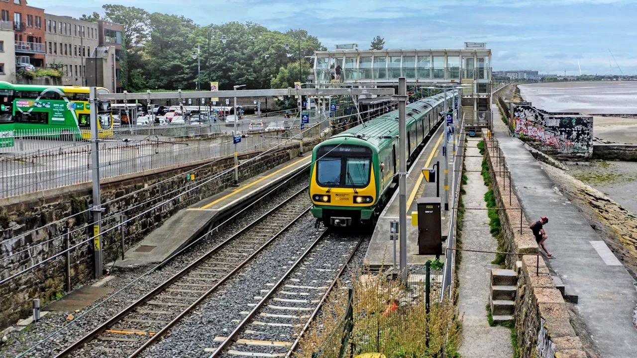 Byrne urges Irish Rail not to close DART lines weekend of rugby semifinal