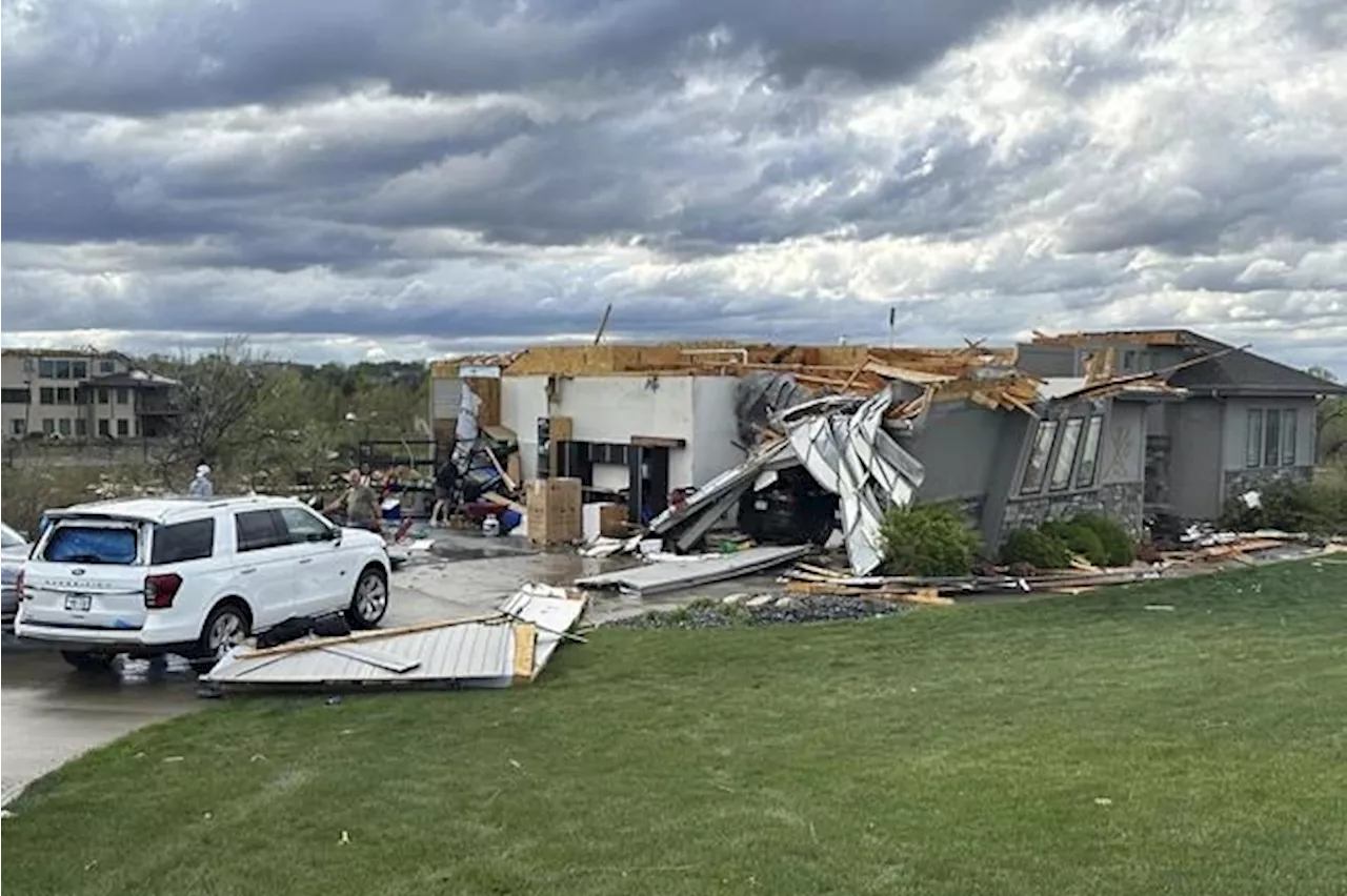 Midwest tornadoes cause severe damage in Omaha suburbs